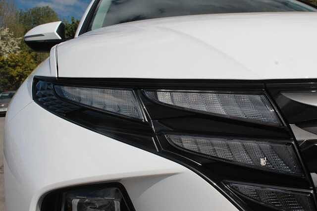 Hyundai TUCSON 1.6 TGDi SE Connect 5dr 2WD White