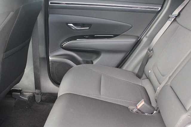 Hyundai TUCSON 1.6 TGDi SE Connect 5dr 2WD White