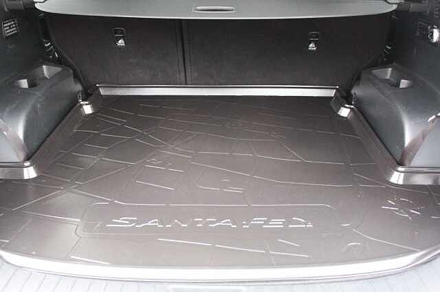 Hyundai SANTA FE 1.6 TGDi Hybrid Ultimate 5dr 4WD Auto