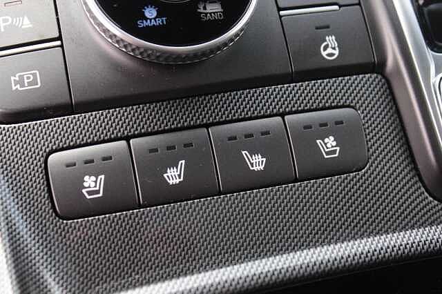 Hyundai SANTA FE 1.6 TGDi Hybrid Ultimate 5dr 4WD Auto