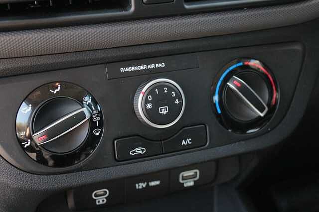 Hyundai i10 1.0 [63] Advance 5dr Auto [Nav]