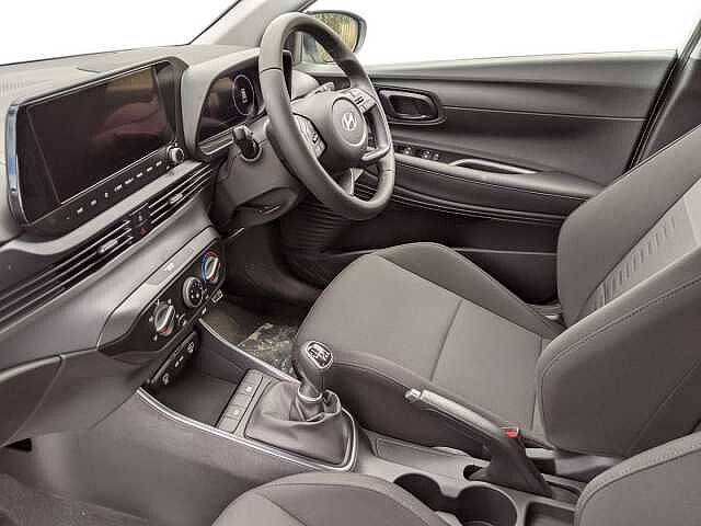 Hyundai BAYON 1.0 TGDi Advance 5dr White