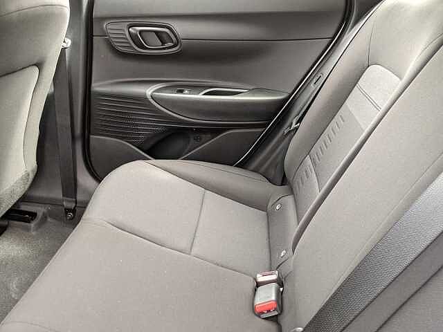 Hyundai BAYON 1.0 TGDi Advance 5dr White