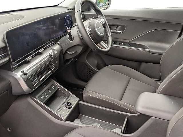 Hyundai KONA 160kW Advance 65kWh 5dr Auto White