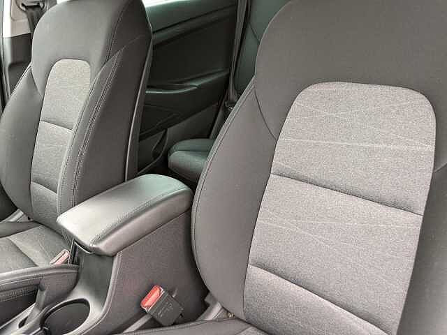 Hyundai TUCSON 1.6 GDi SE Nav 5dr 2WD