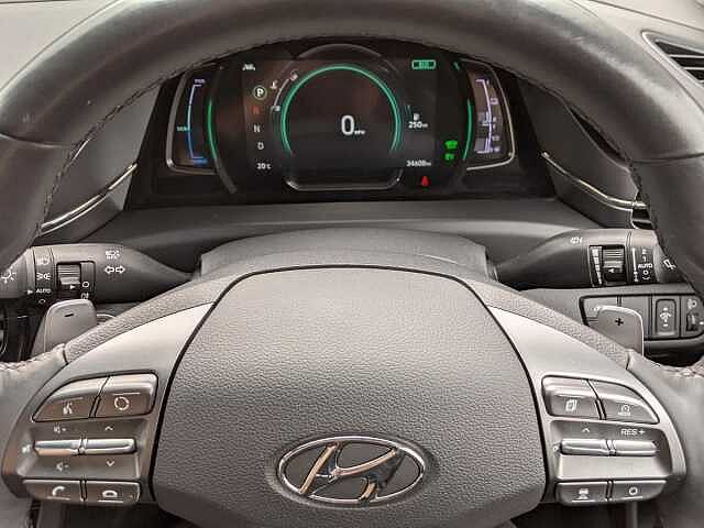 Hyundai IONIQ 1.6 GDi Hybrid Premium SE 5dr DCT