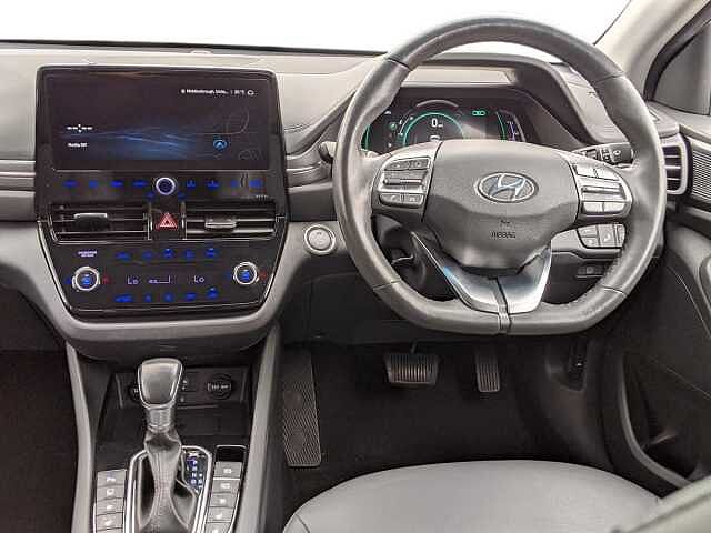 Hyundai IONIQ 1.6 GDi Hybrid Premium SE 5dr DCT