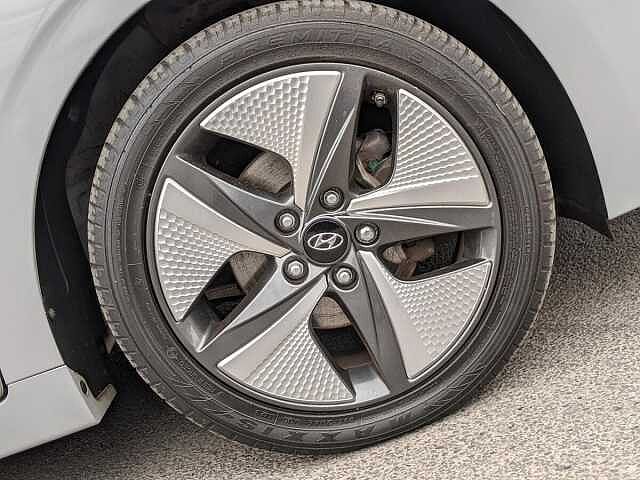 Hyundai IONIQ 1.6 GDi Hybrid Premium SE 5dr DCT