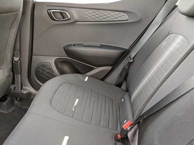 Hyundai i10 1.0 [63] Advance 5dr Auto [Nav]