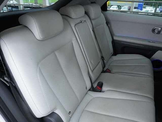 Hyundai IONIQ 5 73kWh Ultimate Hatchback 5dr Electric Auto (217 ps) + Eco Pack &euro;0 Gravity Gold