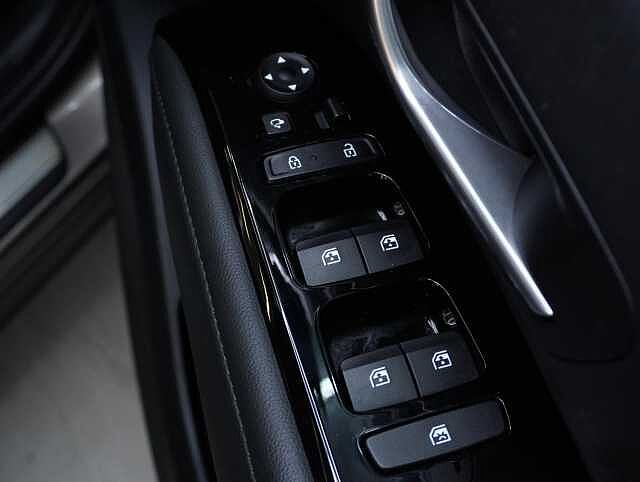 Hyundai TUCSON 1.6 h T-GDi Ultimate SUV 5dr Petrol Hybrid Auto Euro 6 (s/s) (230 ps) withTech P Silky Bronze