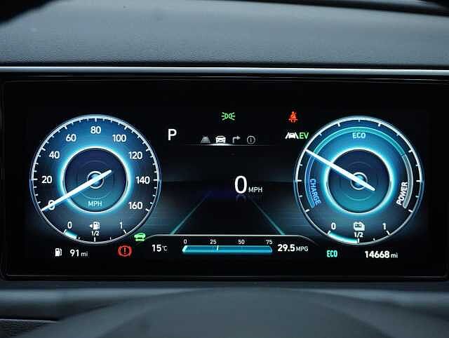 Hyundai TUCSON 1.6 h T-GDi Ultimate SUV 5dr Petrol Hybrid Auto Euro 6 (s/s) (230 ps) withTech P Silky Bronze