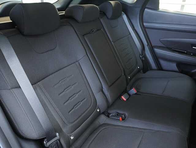 Hyundai TUCSON 1.6 T-GDi Advance SUV 5dr Petrol Manual Euro 6 (s/s) (160 ps) Engine Red