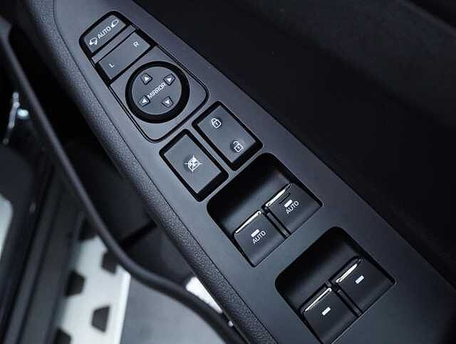 Hyundai TUCSON 1.6 T-GDi N Line SUV 5dr Petrol Manual Euro 6 (s/s) (177 ps) Phantom Black