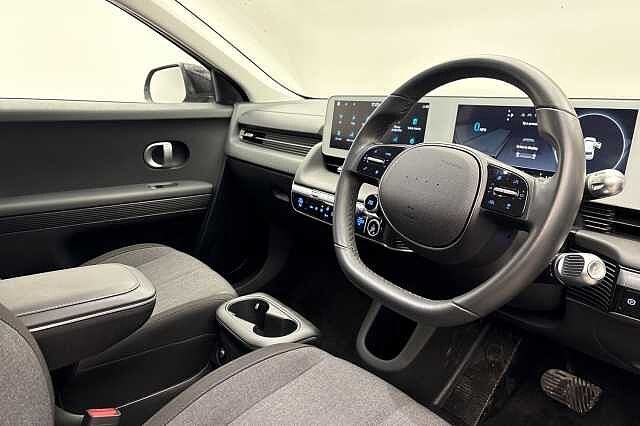 Hyundai IONIQ 5 58kWh SE Connect Hatchback 5dr Electric Auto (170 ps) Abyss Black