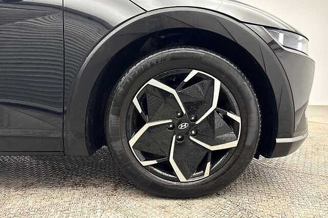 Hyundai IONIQ 5 58kWh SE Connect Hatchback 5dr Electric Auto (170 ps) Abyss Black