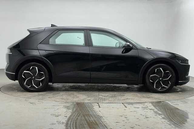 Hyundai IONIQ 5 58kWh SE Connect Hatchback 5dr Electric Auto (170 ps) Abyss Black