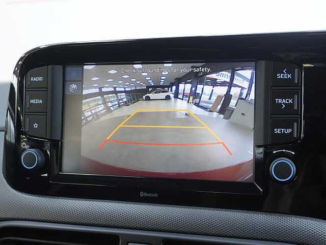 Hyundai I10 1.2 SE Connect Hatchback 5dr Petrol Manual Euro 6 (s/s) (84 ps) Dragon Red