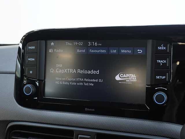 Hyundai I10 1.2 SE Connect Hatchback 5dr Petrol Manual Euro 6 (s/s) (84 ps) Dragon Red