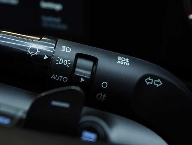 Hyundai KONA 1.6 h-GDi N Line SUV 5dr Petrol Hybrid DCT Euro 6 (s/s) (138 ps) Atlas White