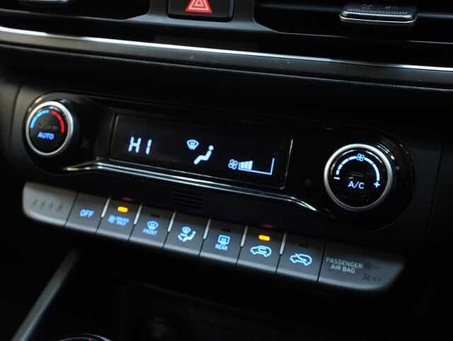 Hyundai KONA 1.6 h-GDi Premium SUV 5dr Petrol Hybrid DCT Euro 6 (s/s) (141 ps)