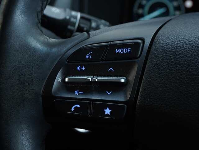 Hyundai KONA 1.6 h-GDi Premium SUV 5dr Petrol Hybrid DCT Euro 6 (s/s) (141 ps)