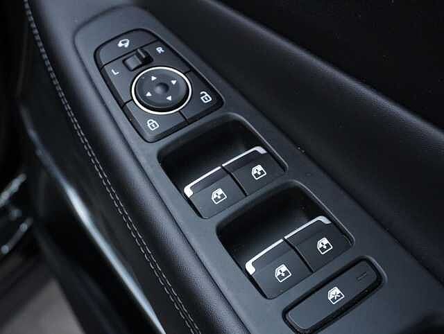 Hyundai Santa Fe 1.6 T-GDi 13.8kWh Premium SUV 5dr Petrol Plug-in Hybrid Auto 4WD Euro 6 (s/s) (2