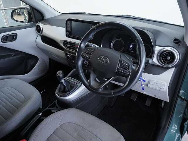 Hyundai I10 1.0 Premium Hatchback 5dr Petrol Manual Euro 6 (s/s) (67 ps) Mangrove Green