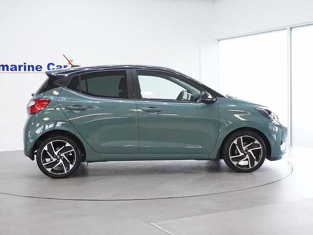 Hyundai I10 1.0 Premium Hatchback 5dr Petrol Manual Euro 6 (s/s) (67 ps) Mangrove Green