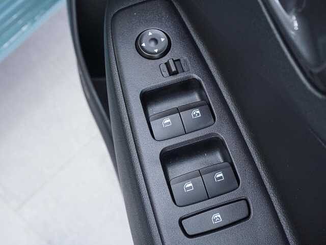 Hyundai I10 1.0 Advance Hatchback 5dr Petrol Manual Euro 6 (s/s) (63 ps) Mangrove Green