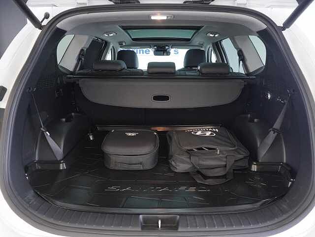 Hyundai Santa Fe 1.6 T-GDi 13.8kWh Ultimate SUV 5dr Petrol Plug-in Hybrid Auto 4WD Euro 6 (s/s) (