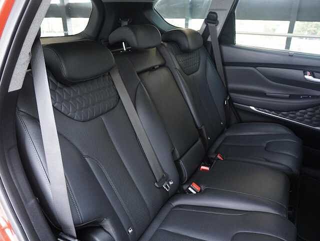 Hyundai SANTA FE 2.2 CRDi Premium SE SUV 5dr Diesel Auto 4WD Euro 6 (s/s) 7 Seat (200 ps) Lava Orange