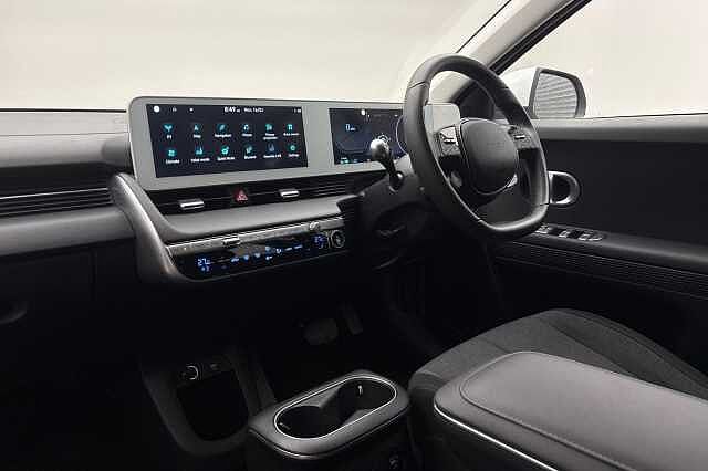 Hyundai IONIQ 5 58kWh SE Connect Hatchback 5dr Electric Auto (170 ps) Atlas White