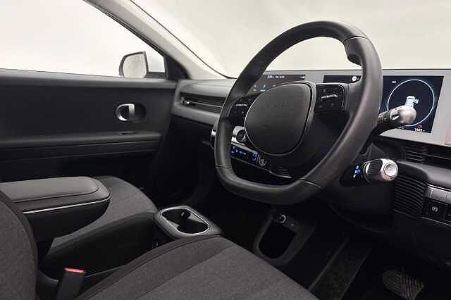 Hyundai IONIQ 5 58kWh SE Connect Hatchback 5dr Electric Auto (170 ps) Atlas White