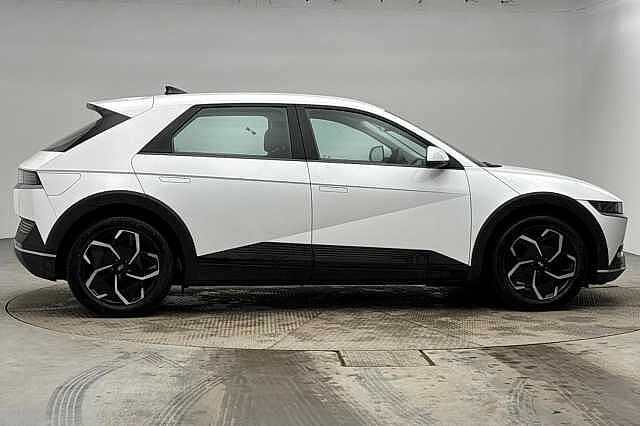 Hyundai IONIQ 5 58kWh SE Connect Hatchback 5dr Electric Auto (170 ps) Atlas White