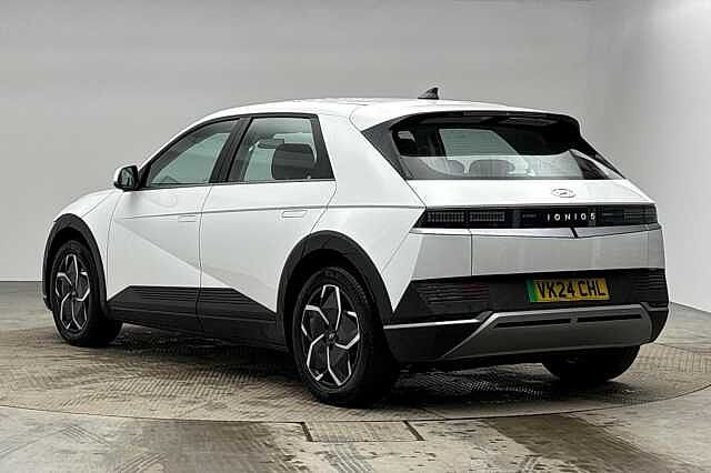 Hyundai IONIQ 5 58kWh SE Connect Hatchback 5dr Electric Auto (170 ps) Atlas White