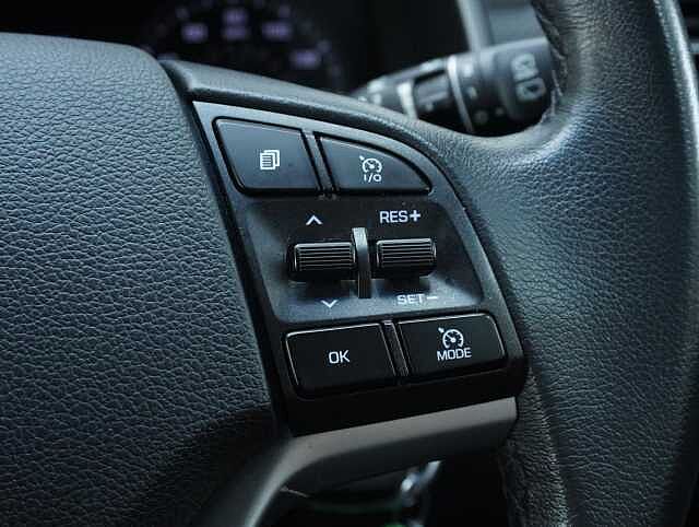 Hyundai TUCSON 1.6 CRDi MHEV SE Nav SUV 5dr Diesel Hybrid Manual Euro 6 (s/s) (115 ps)