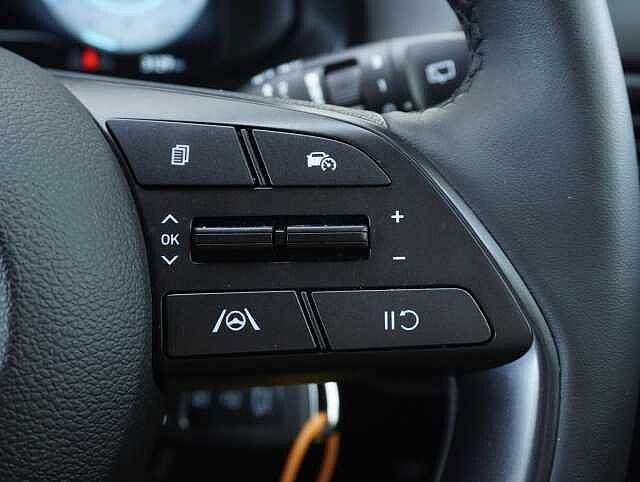 Hyundai BAYON 1.0 T-GDi Black Line SUV 5dr Petrol Manual Euro 6 (s/s) (90 ps) Black