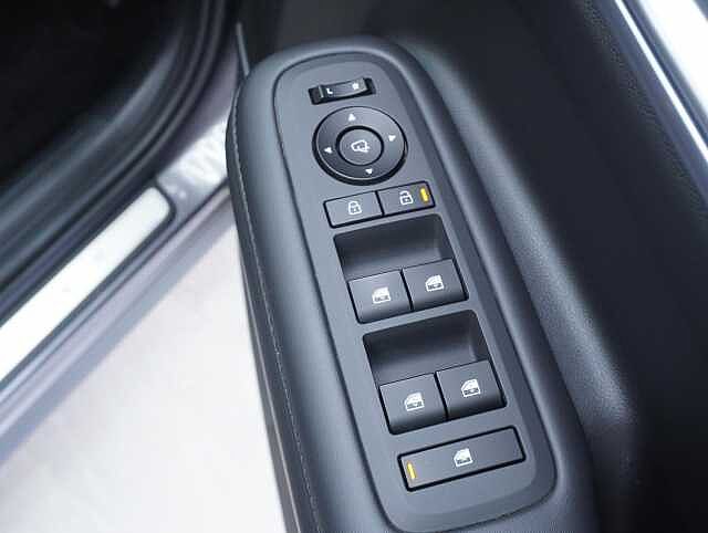 Hyundai Santa Fe 1.6 h T-GDi Ultimate SUV 5dr Petrol Hybrid Auto 4WD Euro 6 (s/s) (7Seat) (215 ps