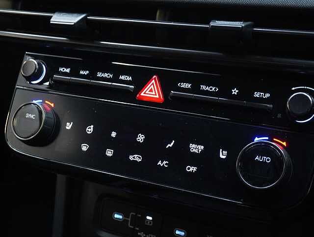 Hyundai TUCSON 1.6 T-GDi N Line SUV 5dr Petrol Hybrid Auto Euro 6 (s/s) (215 ps) Engine Red
