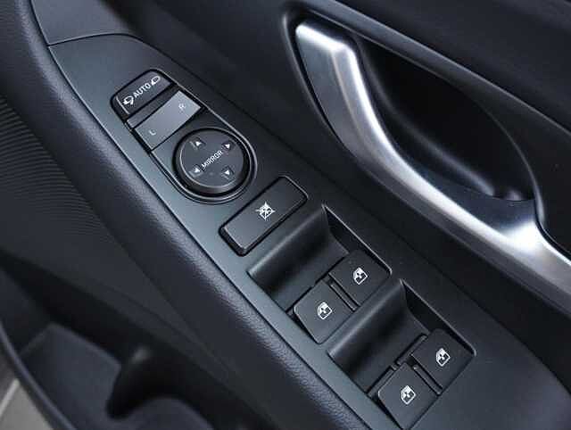 Hyundai i30 1.0 T-GDi MHEV Premium Hatchback 5dr Petrol Hybrid DCT Euro 6 (s/s) (120 ps)