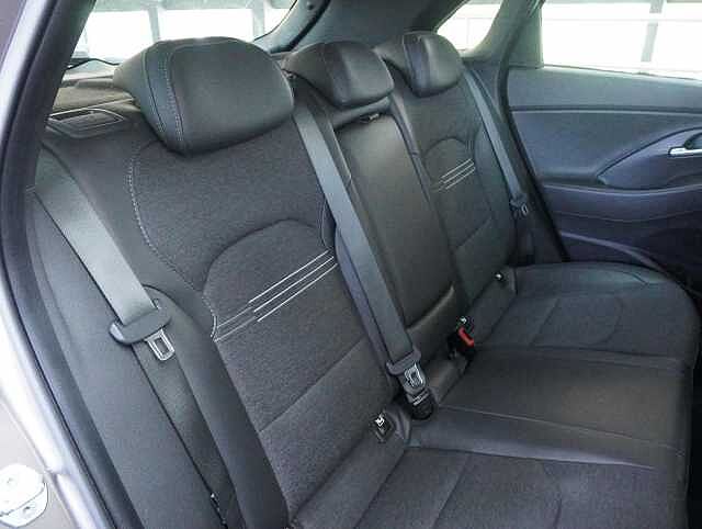 Hyundai i30 1.0 T-GDi MHEV Premium Hatchback 5dr Petrol Hybrid DCT Euro 6 (s/s) (120 ps)
