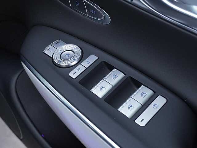 Genesis GV70 (77.4kWh, Dual Motor) Sport SUV 5dr Electric Auto 4WD (490 ps)