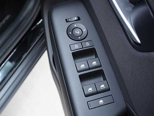 Hyundai KONA 1.6 h-GDi Advance SUV 5dr Petrol Hybrid DCT Euro 6 (s/s) (129 ps)