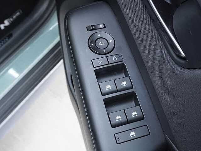 Hyundai KONA 1.6 h-GDi N Line SUV 5dr Petrol Hybrid DCT Euro 6 (s/s) (138 ps)
