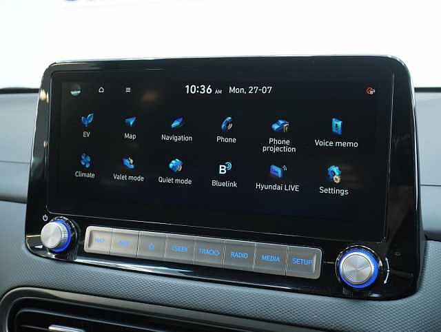 Hyundai KONA 39kWh Premium SUV 5dr Electric Auto (10.5kW Charger) (136 ps)