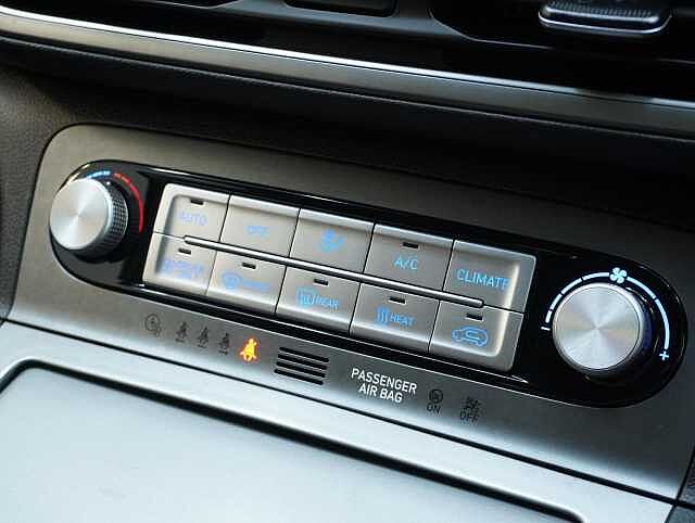 Hyundai KONA 39kWh Premium SUV 5dr Electric Auto (10.5kW Charger) (136 ps)