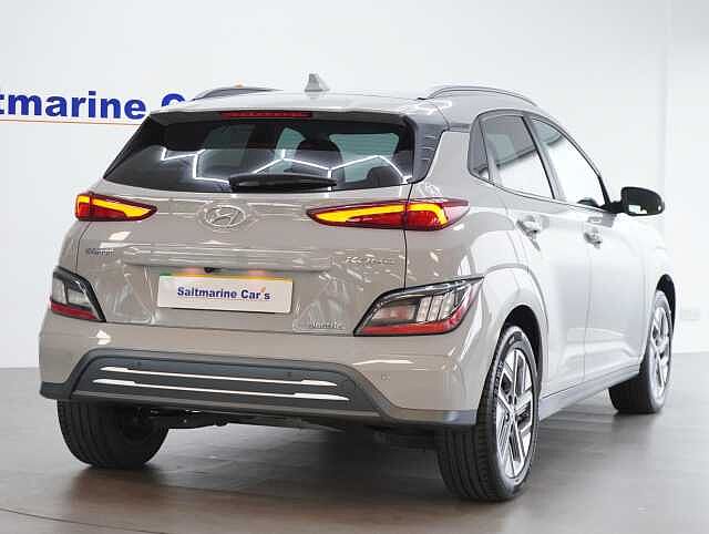 Hyundai KONA 39kWh Premium SUV 5dr Electric Auto (10.5kW Charger) (136 ps)