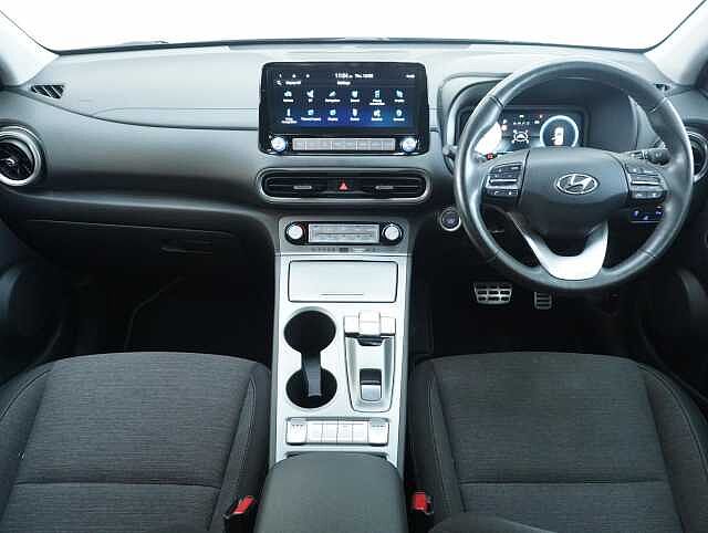 Hyundai KONA 64kWh Premium SUV Electric Auto (10.5kW Charger) (204 ps) NI REG