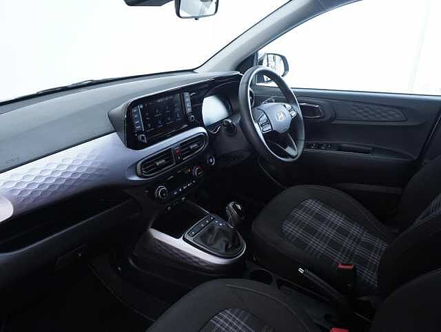 Hyundai i10 1.2 Premium Hatchback 5dr Petrol Auto Euro 6 (s/s) (79 ps)